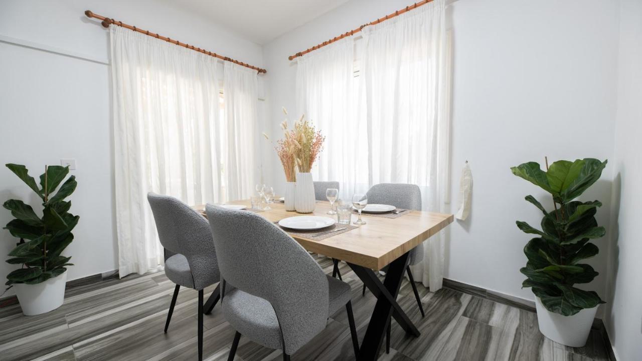 Beautiful Apartment In Harbour Paphos, Central & Close To Beach エクステリア 写真
